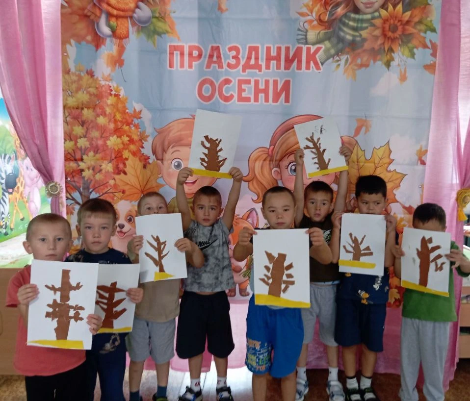 Мы мастерили, играли, веселились и просто наслаждались моментами 🥰 нашего детства ♥️