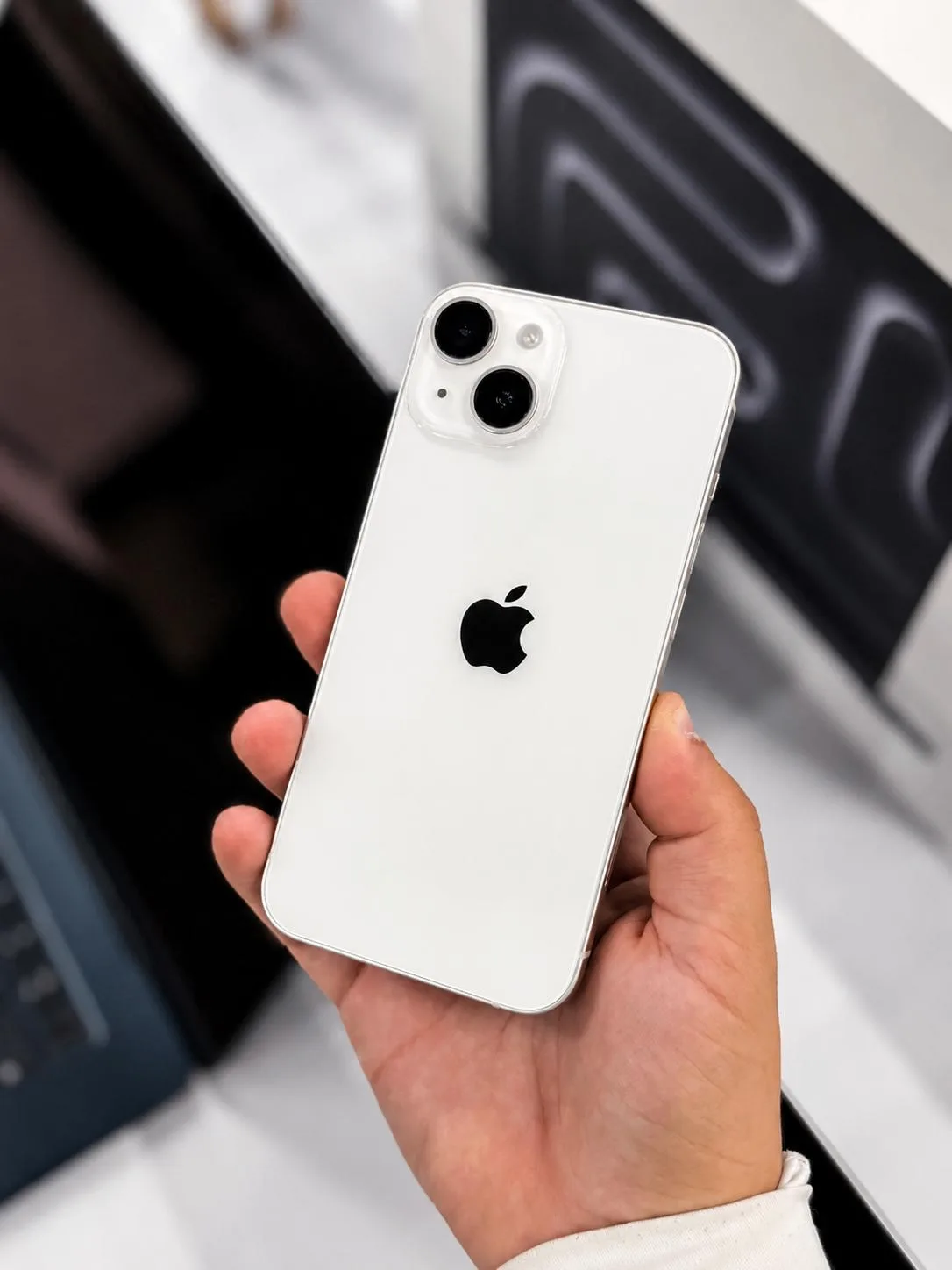 Базовый iPhone