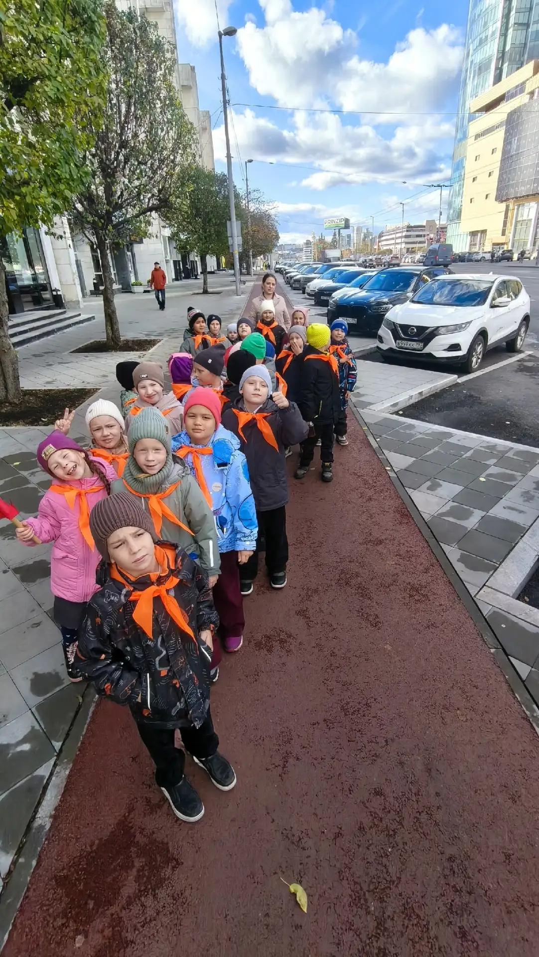 Всем привет, это мы - ребята из 3 группы продлённого дня 👋