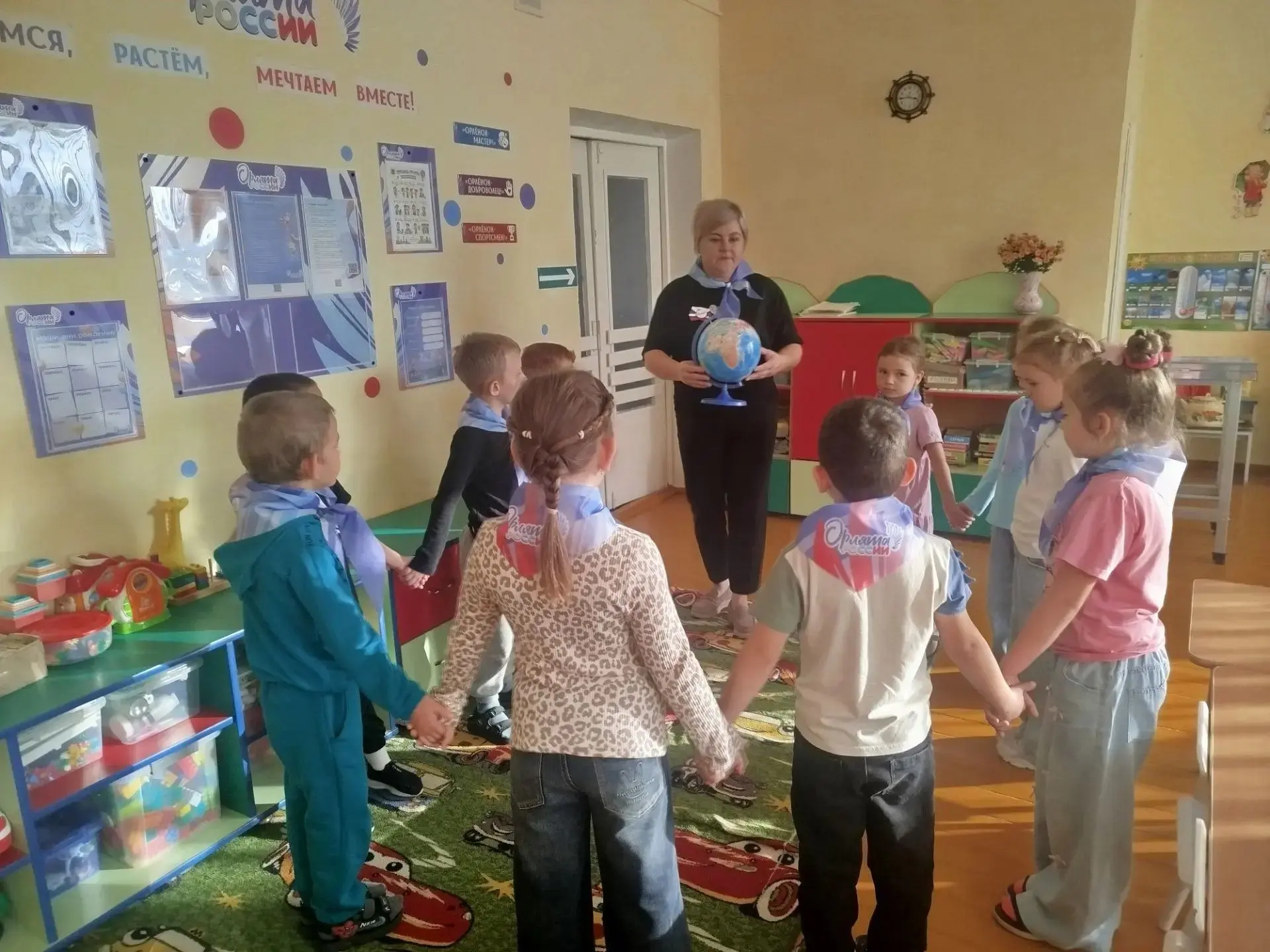 ♻️В рамках работы по ДОП "Добрые шаги Орлёнка" в подготовительной группе прошло занятие...
