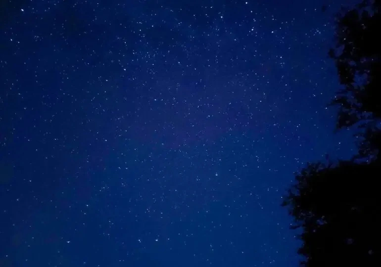 💫 Самарцы увидят метеорный поток Дракониды в ночь на 9 октября