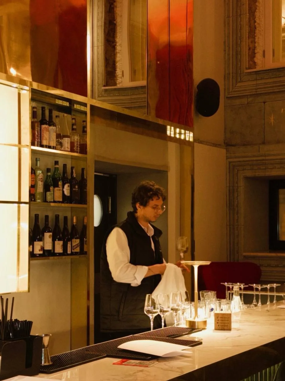 🍸 Необычный бар нашли в особняке XIX века