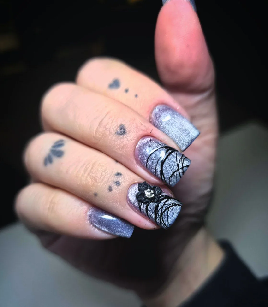 Ну и не забываем про ноготочки 💅