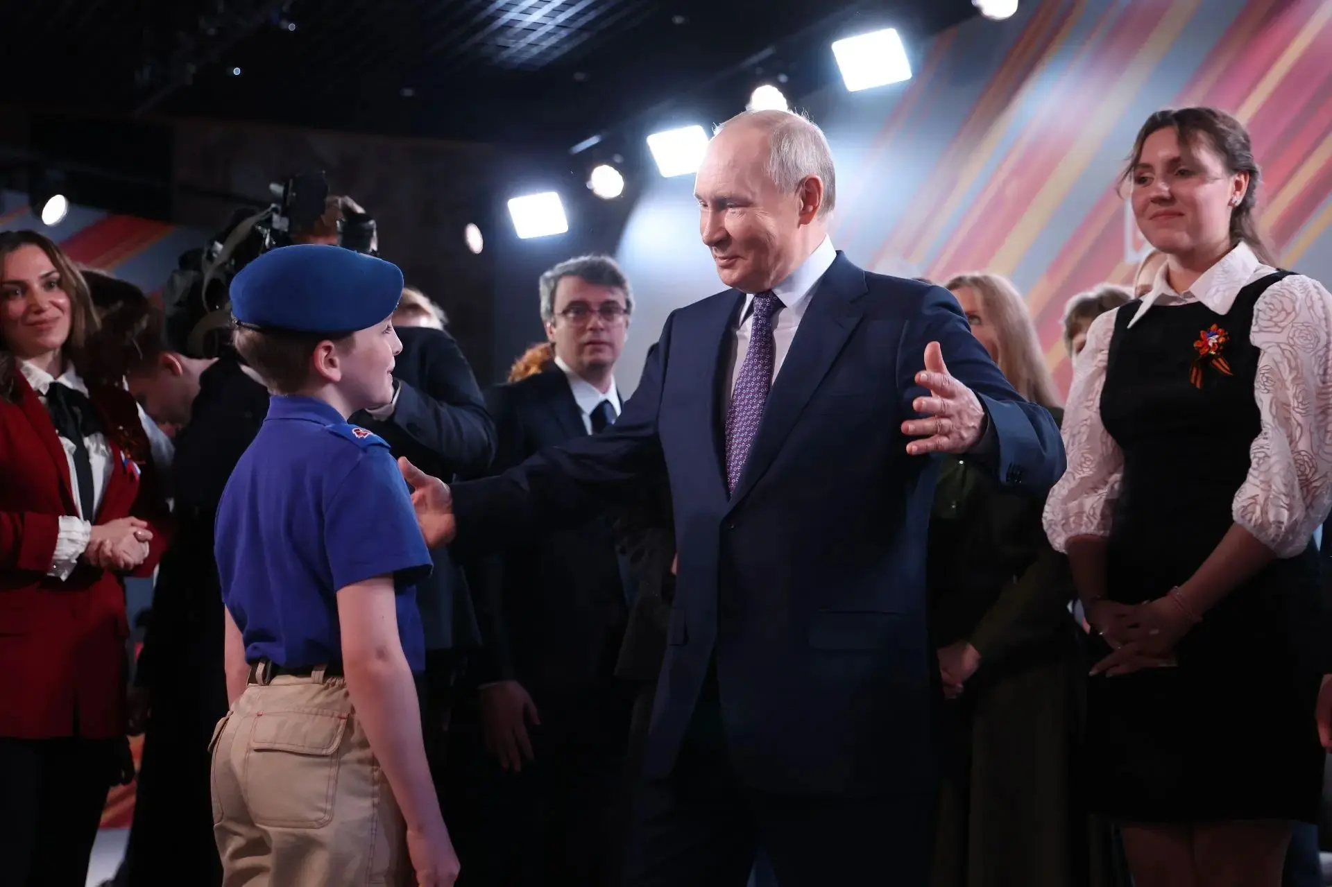Сегодня мы поздравляем с днём рождения нашего президента Владимира Путина.