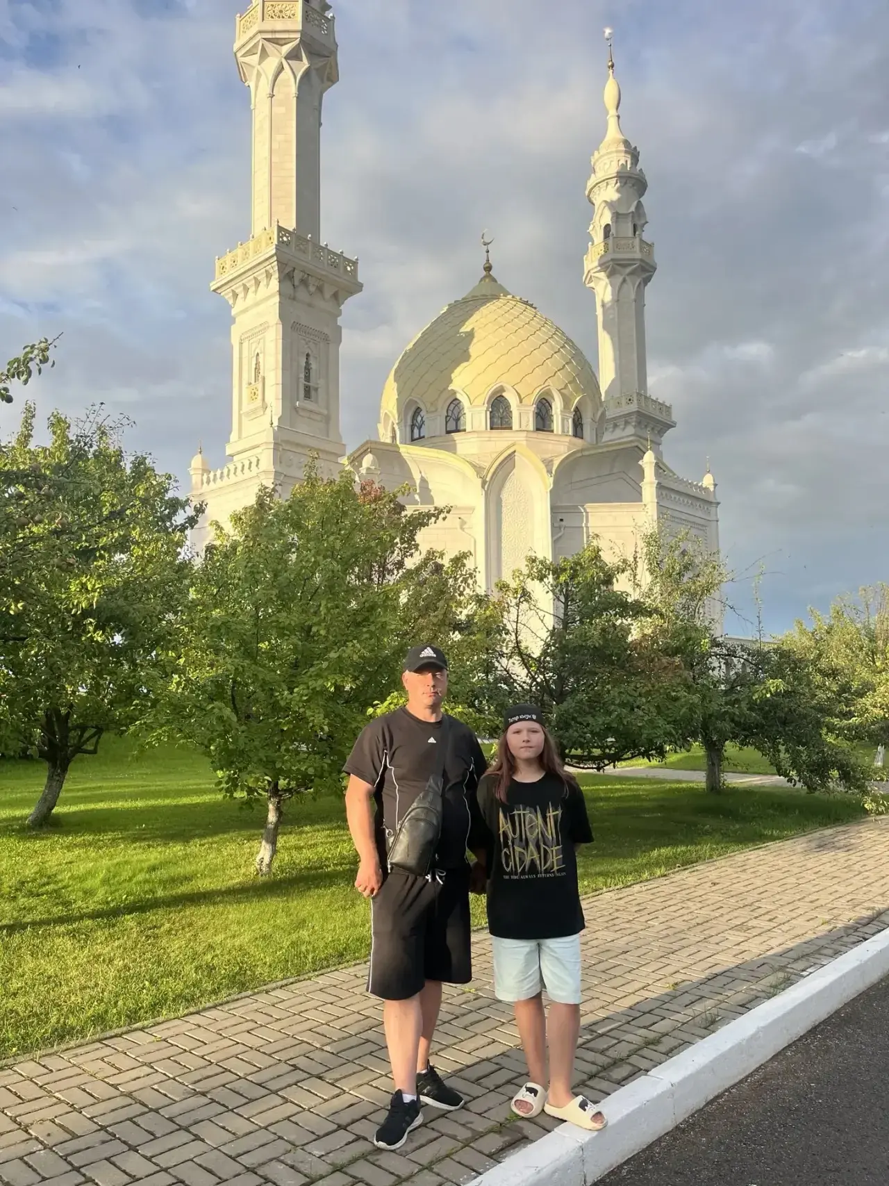 🎉 Онлайн‑акция ко Дню Отца: «Папа — мой первый наставник»! 🎉