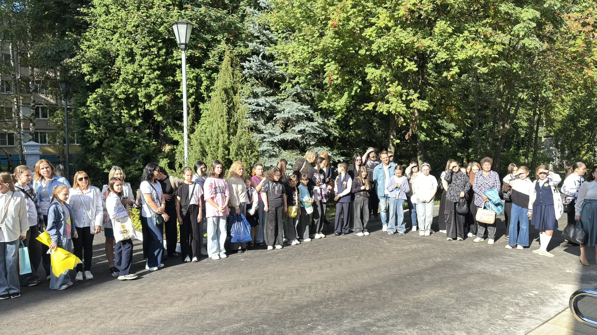 Торжественная линейка, посвящённая Дню знаний, прошла в ЧДХШ №6 им. Акцыновых!
