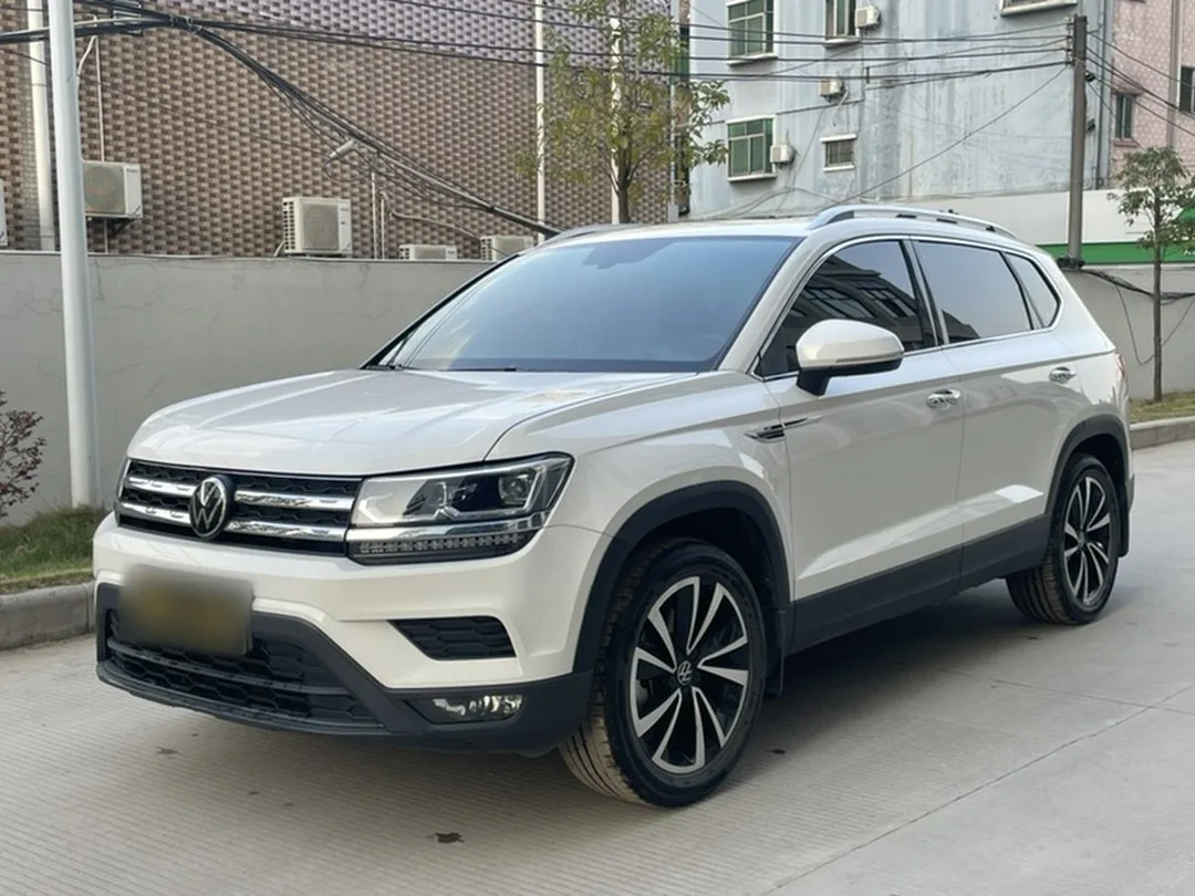 🇨🇳 Volkswagen Tharu