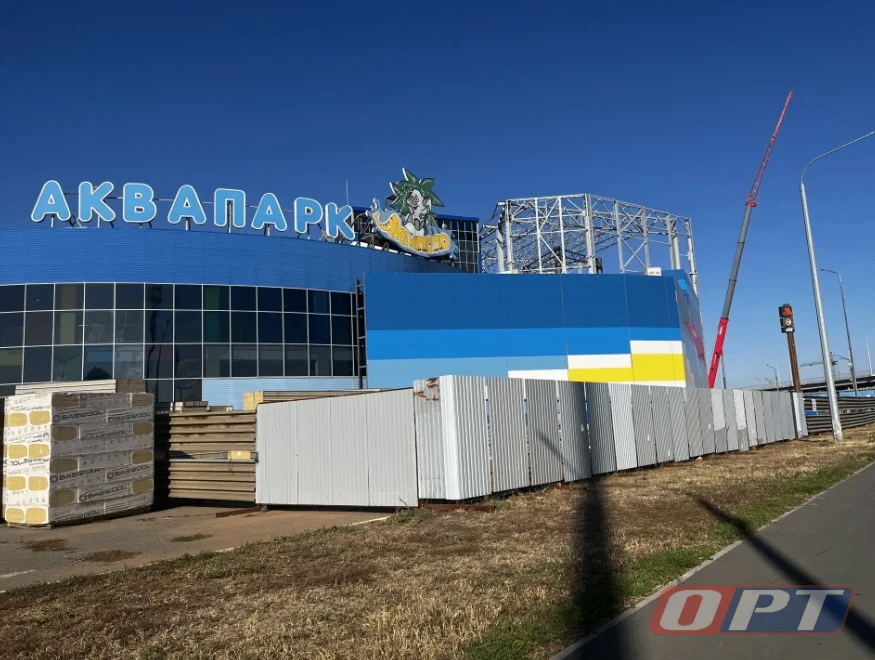 ⚡️Корреспондент ОРТ Диляра Темирбулатова делится кадрами горевшего ТРЦ "Кит"