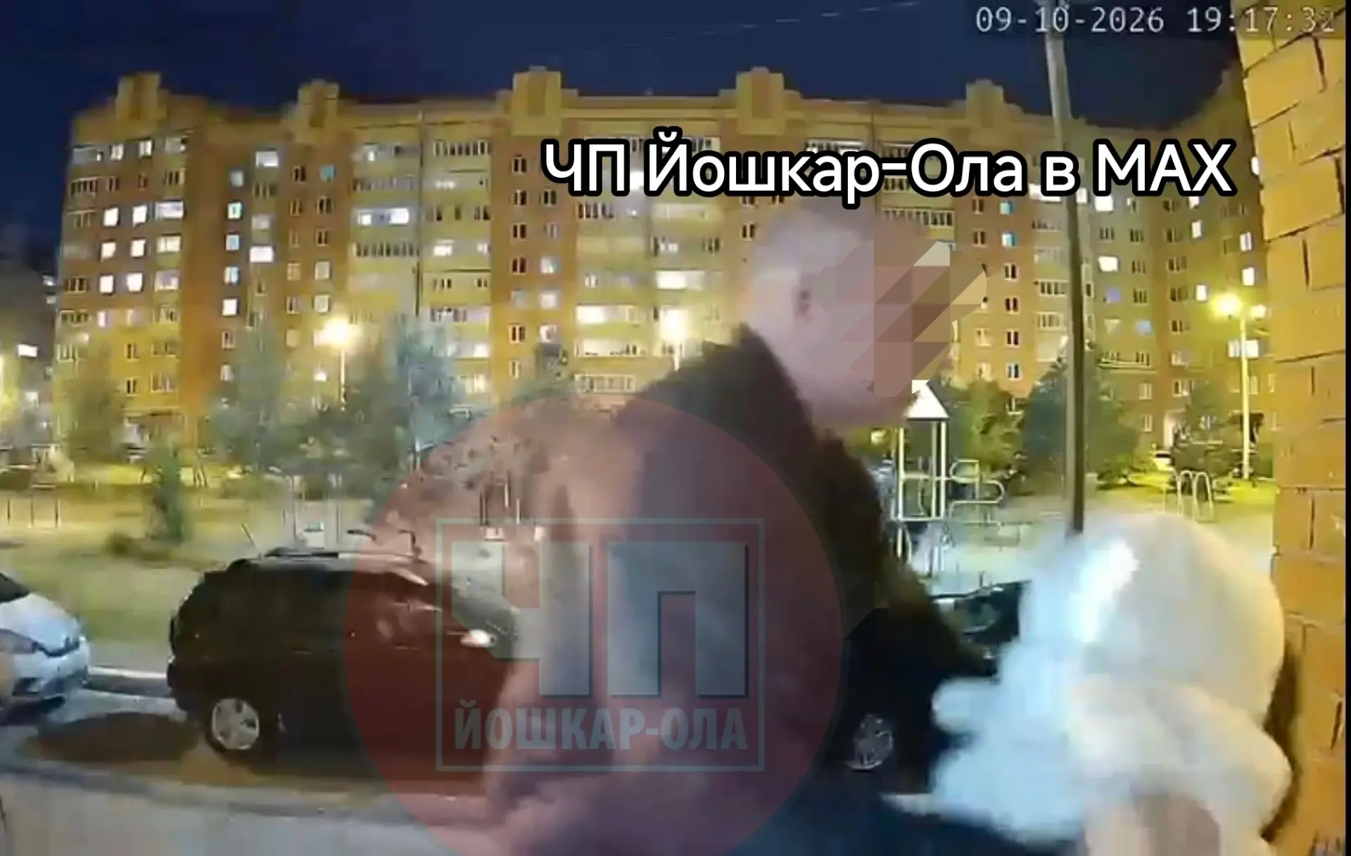 ‼😱 Мужчина напал на 10-летнюю девочку в Сомбатхее прямо возле подъезда.
