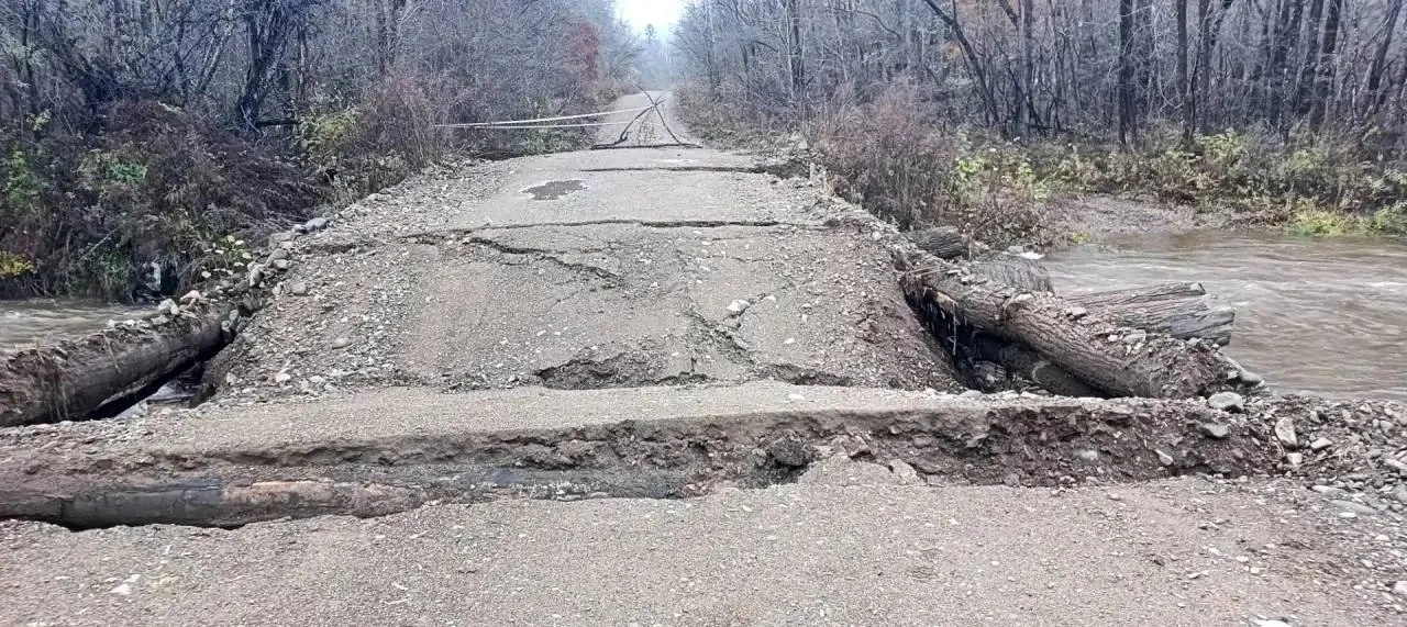 🌧️ Непогода нарушила сообщение в Партизанском округе