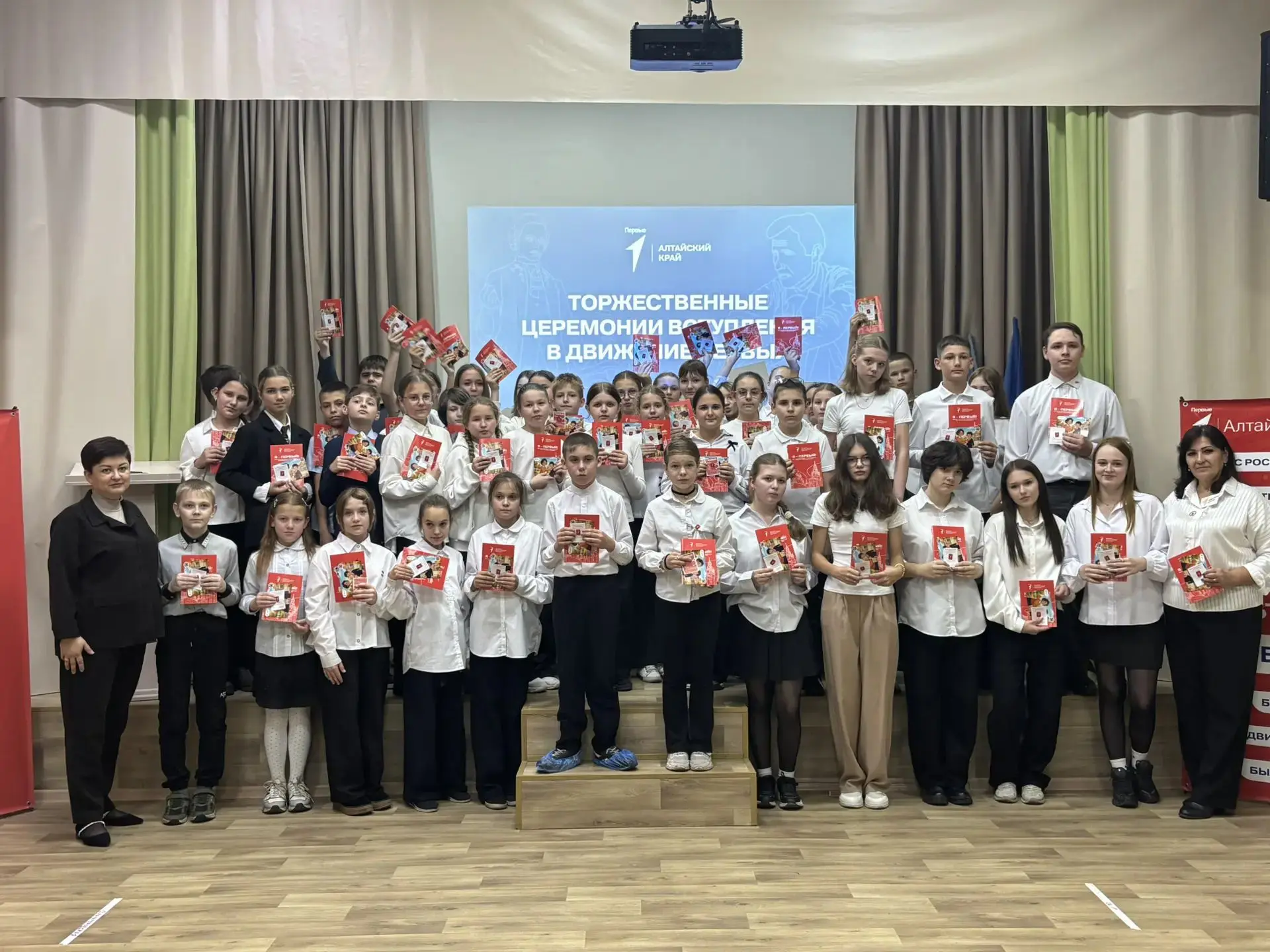 🌟 Сегодня в МБОУ СОШ № 15 — настоящий праздник юности, энергии и больших возможностей!...