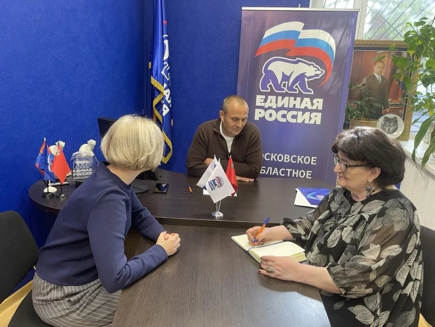 Иван Клещерев и Ольга Бортновская встретились с жителями Балашихи