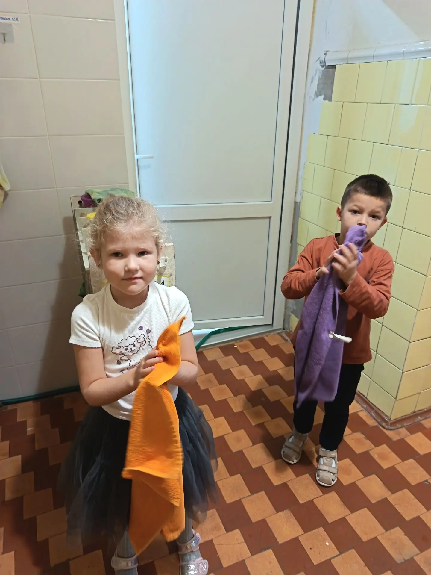 15 октября — называют Всемирным Днём чистых рук.  Девиз праздника: чистота рук может сп...