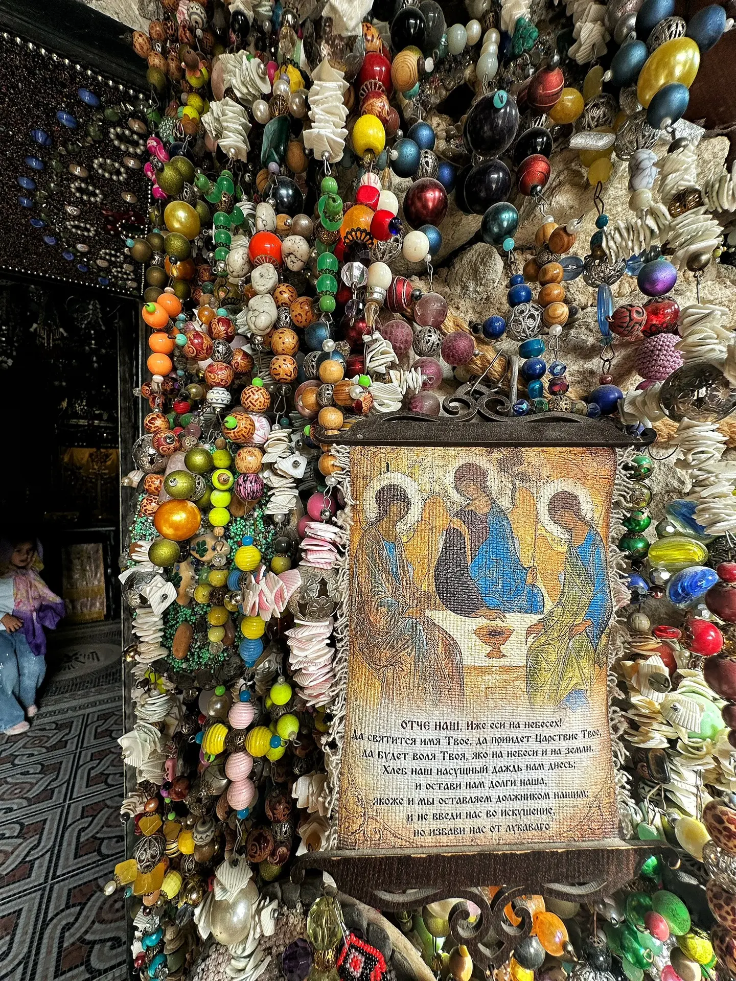 Заходишь внутрь и не веришь своим глазам...