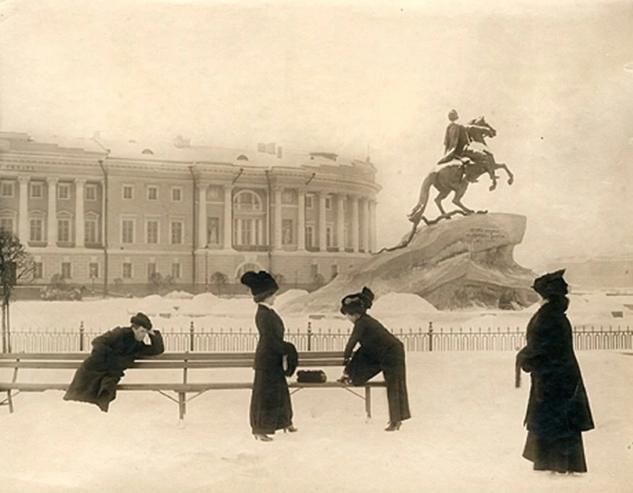 1903-1909.Сенатская площадь.