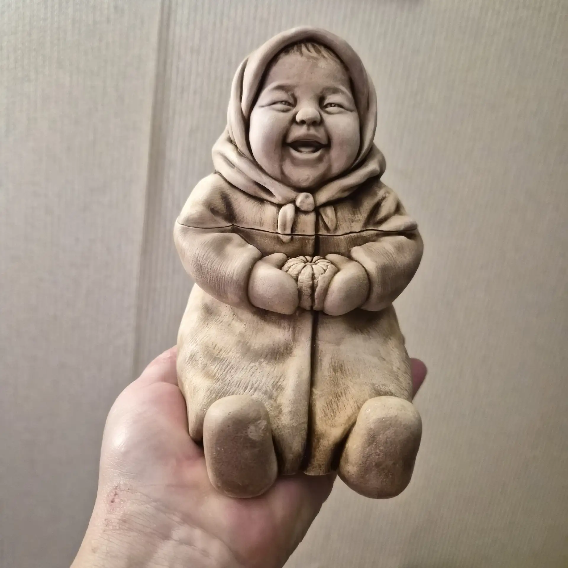 Мой малышка - шкатулка  )))