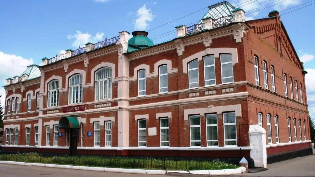 Продолжаю знакомить вас с историей города Белебея. Сегодня рассказ о здании, расположен...