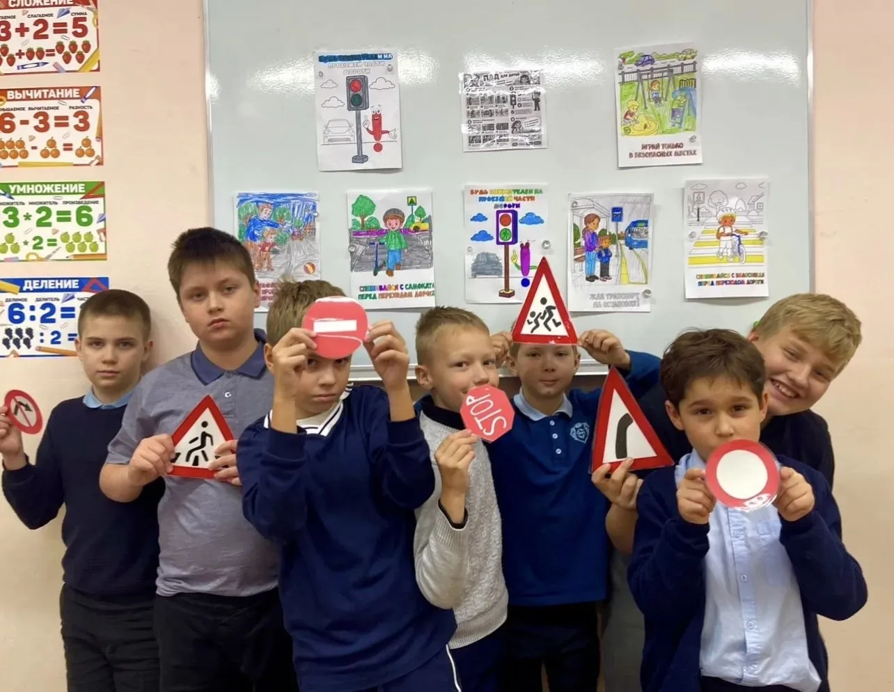 🚦 «Светиться — значит быть в безопасности!»