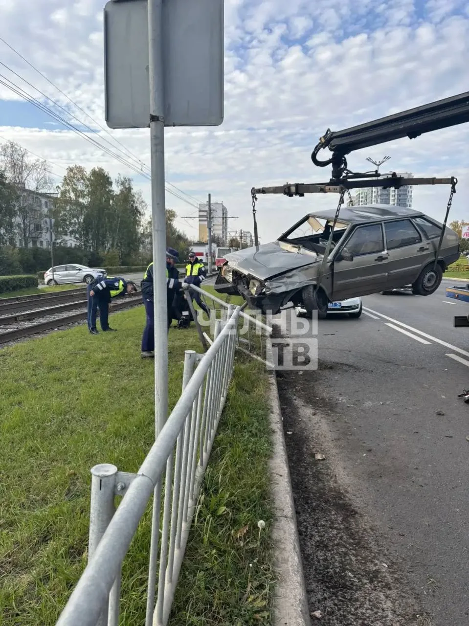 ❗️Возле остановки «ДК Энергетик» произошло ДТП, водитель отечественного авто скрылся с ...
