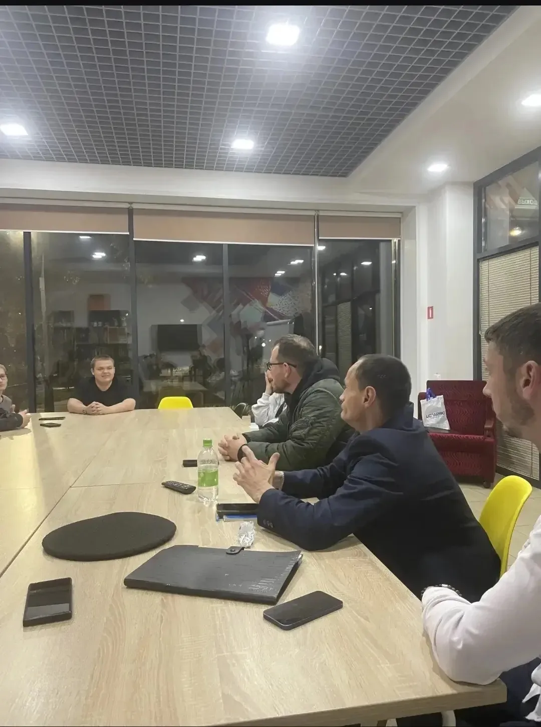 В «Ковре» состоялась первая встреча с будущими стендап-комиками — начало юмористическог...