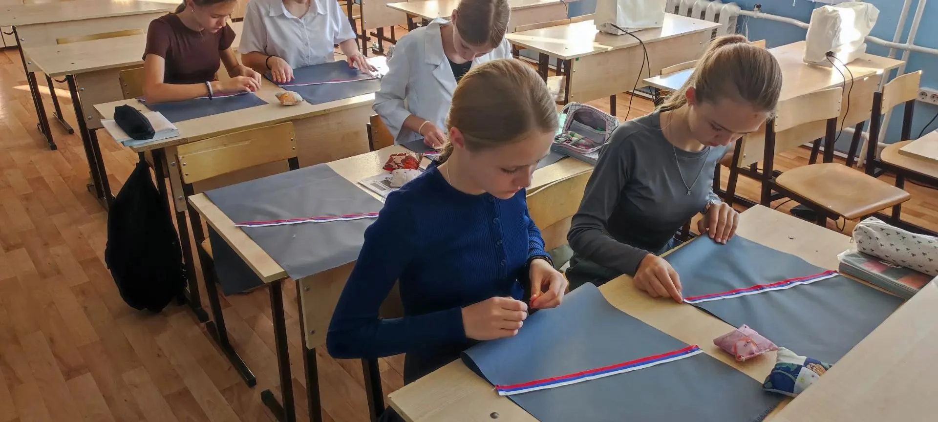 Большемурашкинская средняя школа активно принимает участие в акции "Рюкзак единства" - ...