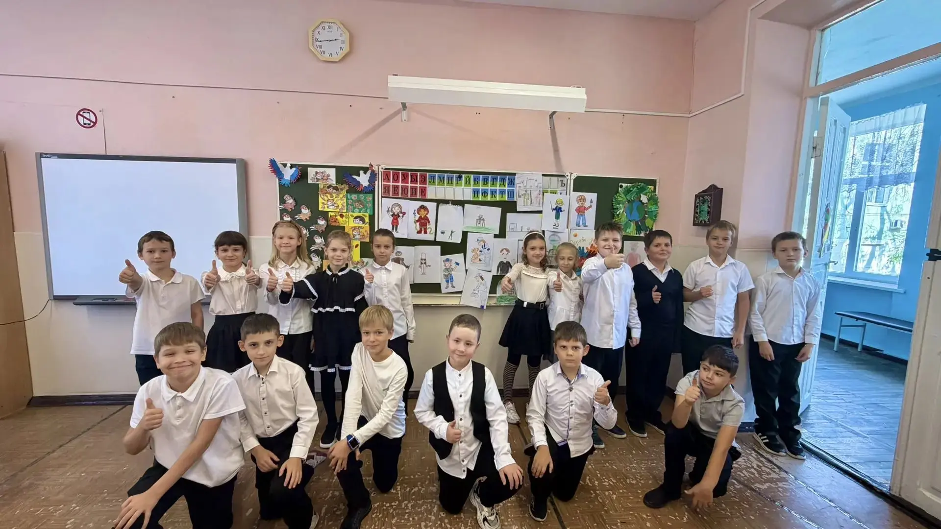 🧑‍🍳👩🏻‍🏫🧑‍🚒 Профессии людей, живущих рядом 💫💫💫