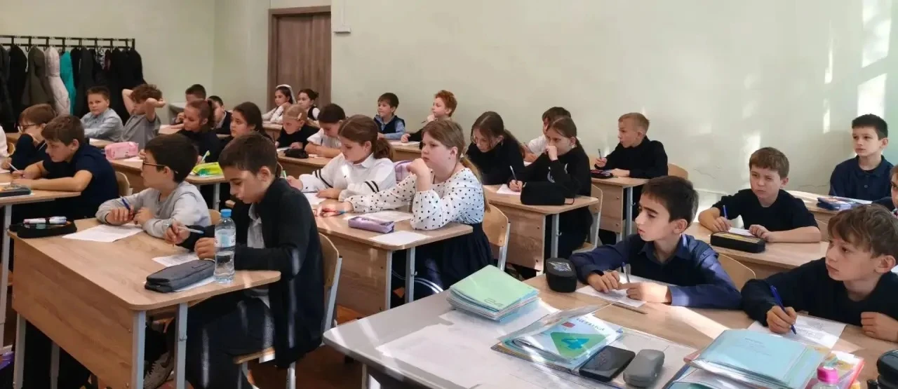 📚 Сегодня, 15 октября,  в МОУ СОШ № 1 имени А. С. Пушкина р. п. Колышлей прошел марафо...