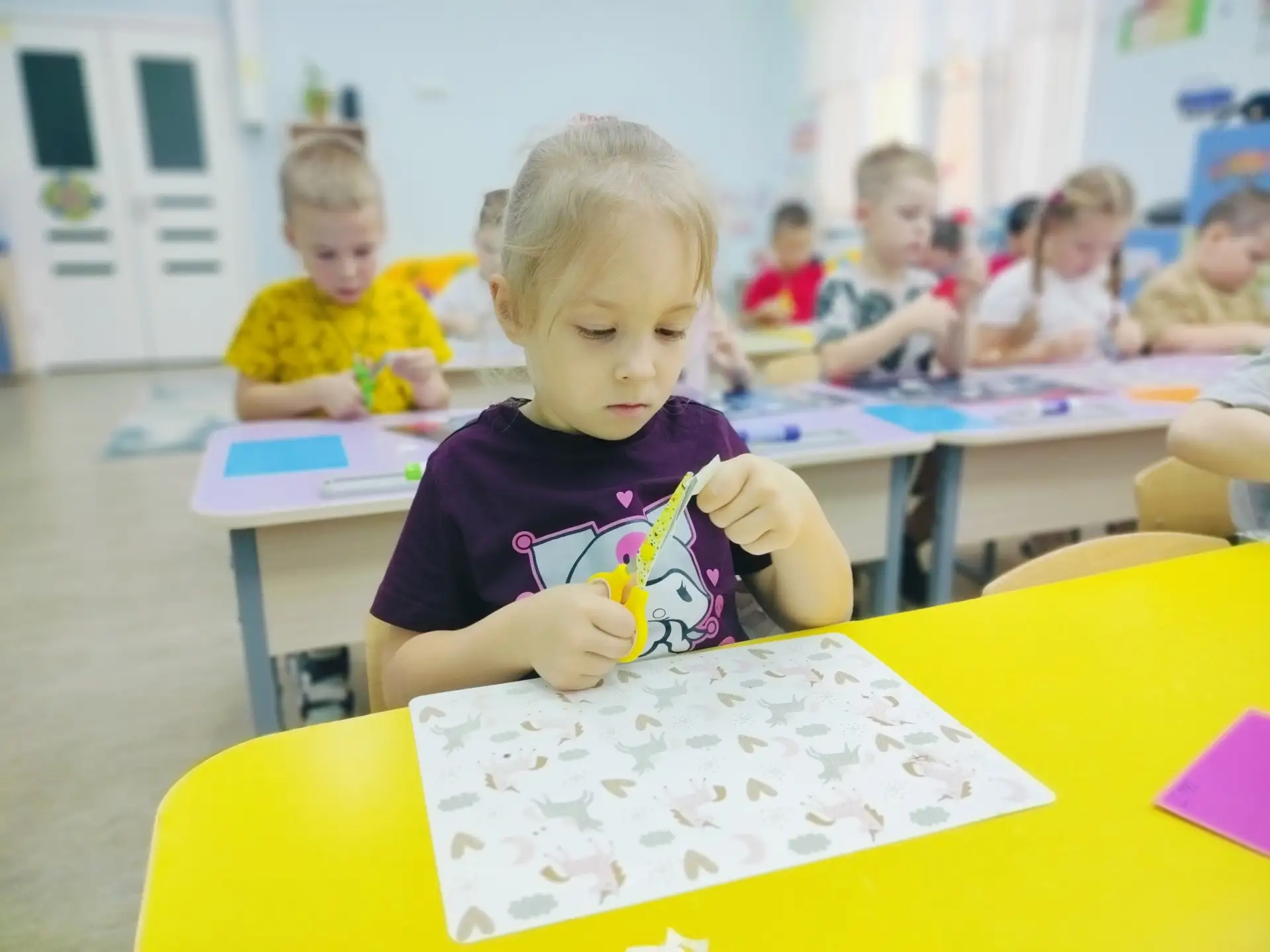🧍‍♀️🧍🏻‍♂️«Становитесь по порядку на весёлую зарядку!» — с таким призывом начался ден...
