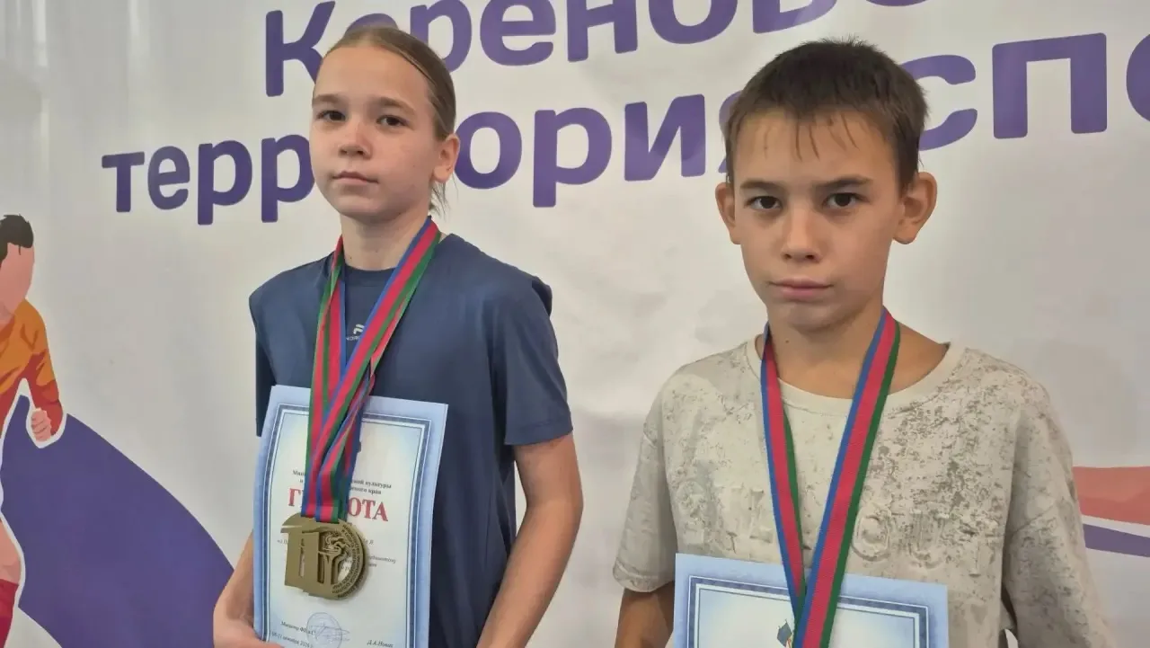 С 9 по 11 октября в городе Кореновске прошло Первенство Краснодарского края по бадминто...