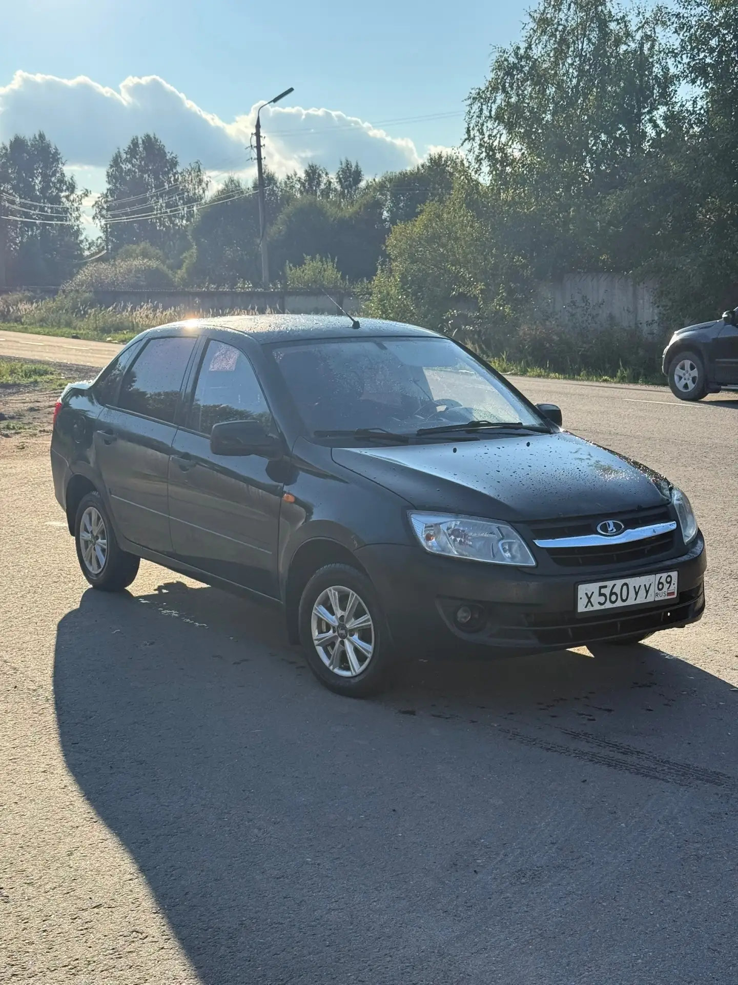Продам хороший автомобиль лада гранта