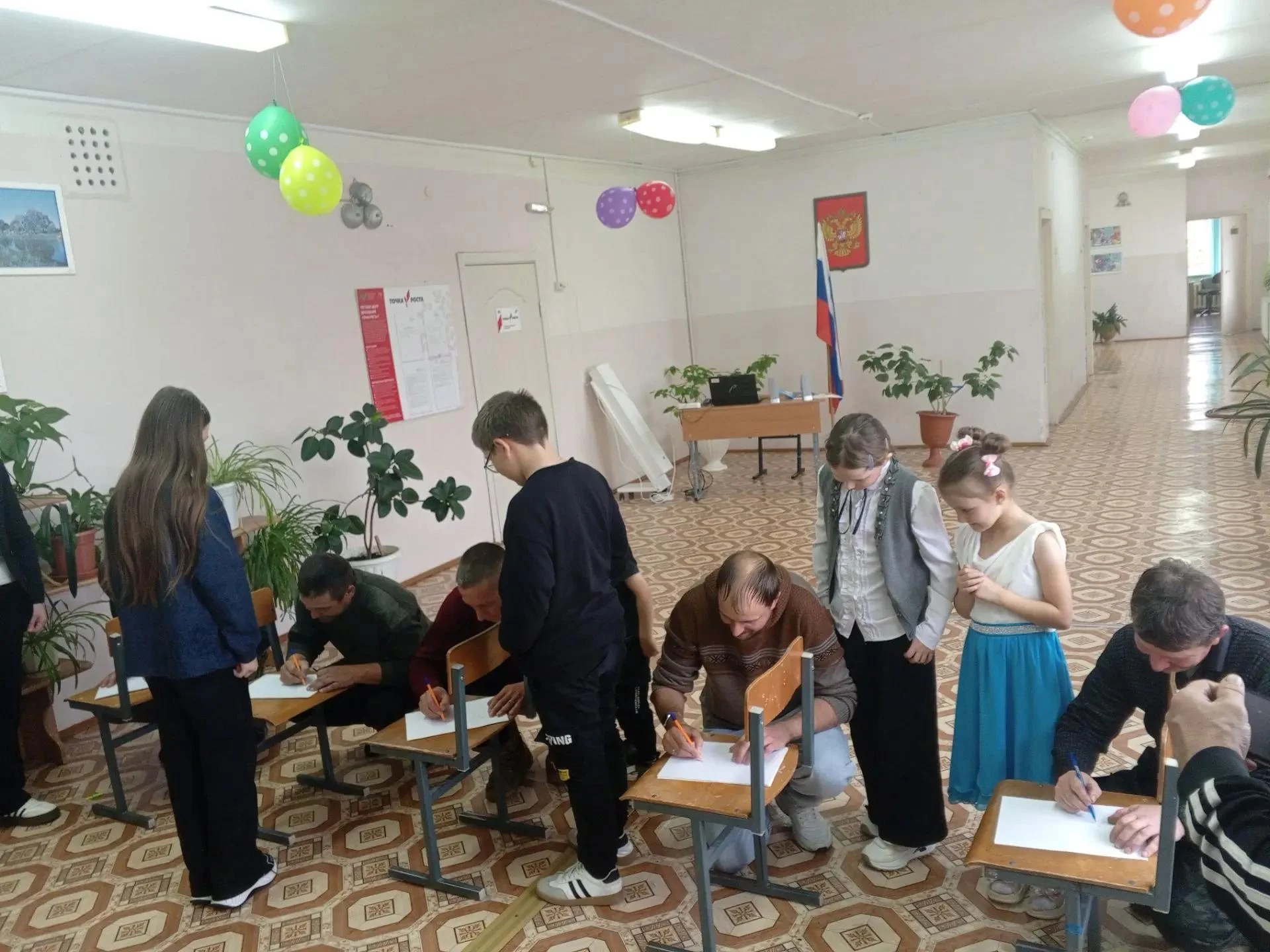 Сегодня в Центре образования № 5 прошло мероприятие «Папа может…», посвященное Дню отца.