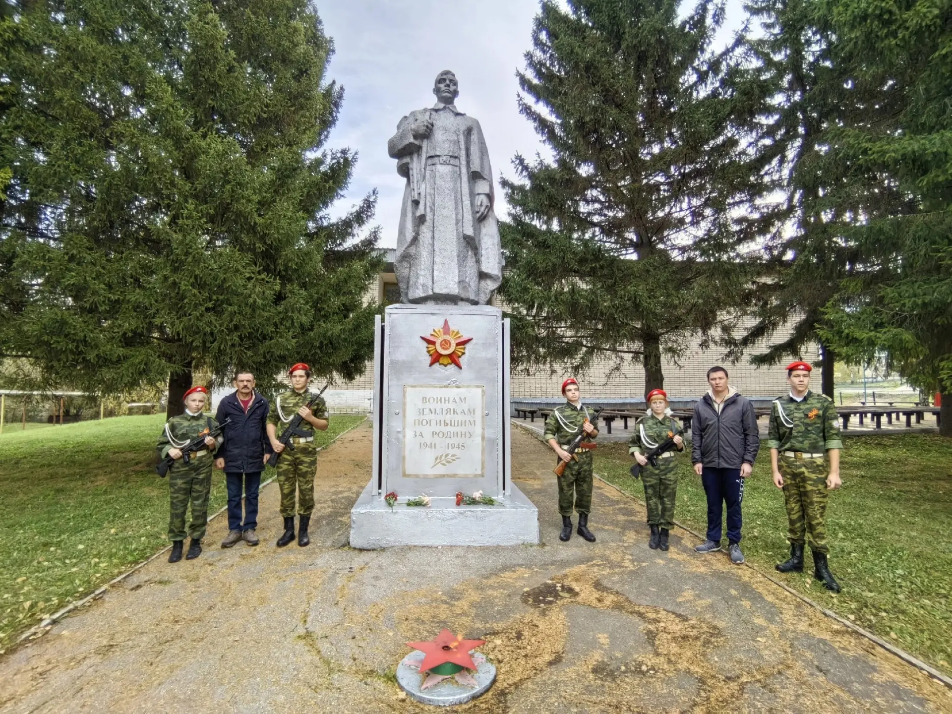 9 октября — День разгрома советскими войсками немецко-фашистских войск в битве за Кавказ.
