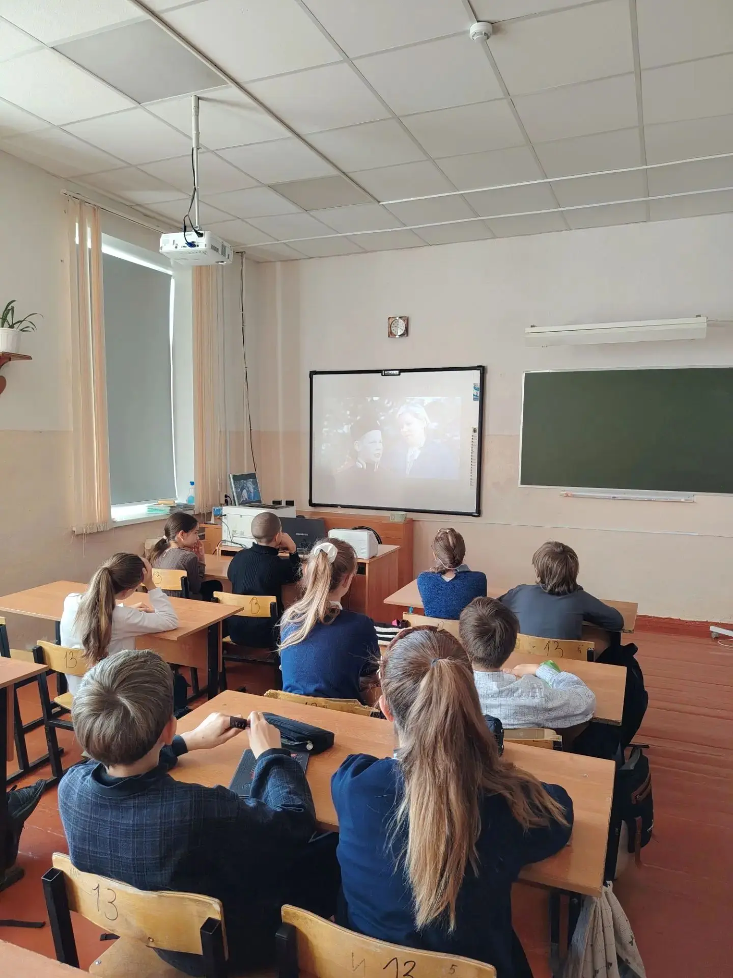 В рамках Всероссийского образовательного проекта «Киноуроки в школах России» учащиеся 5...