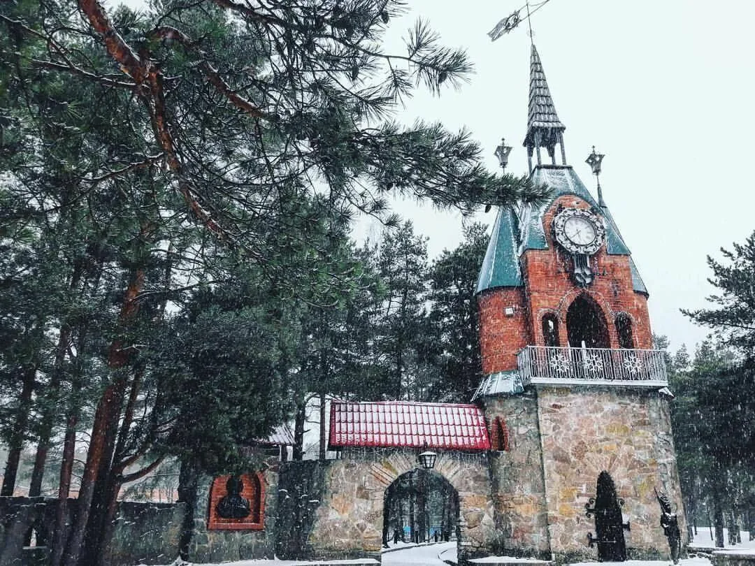 Самые сказочные места Петербурга и Ленобласти