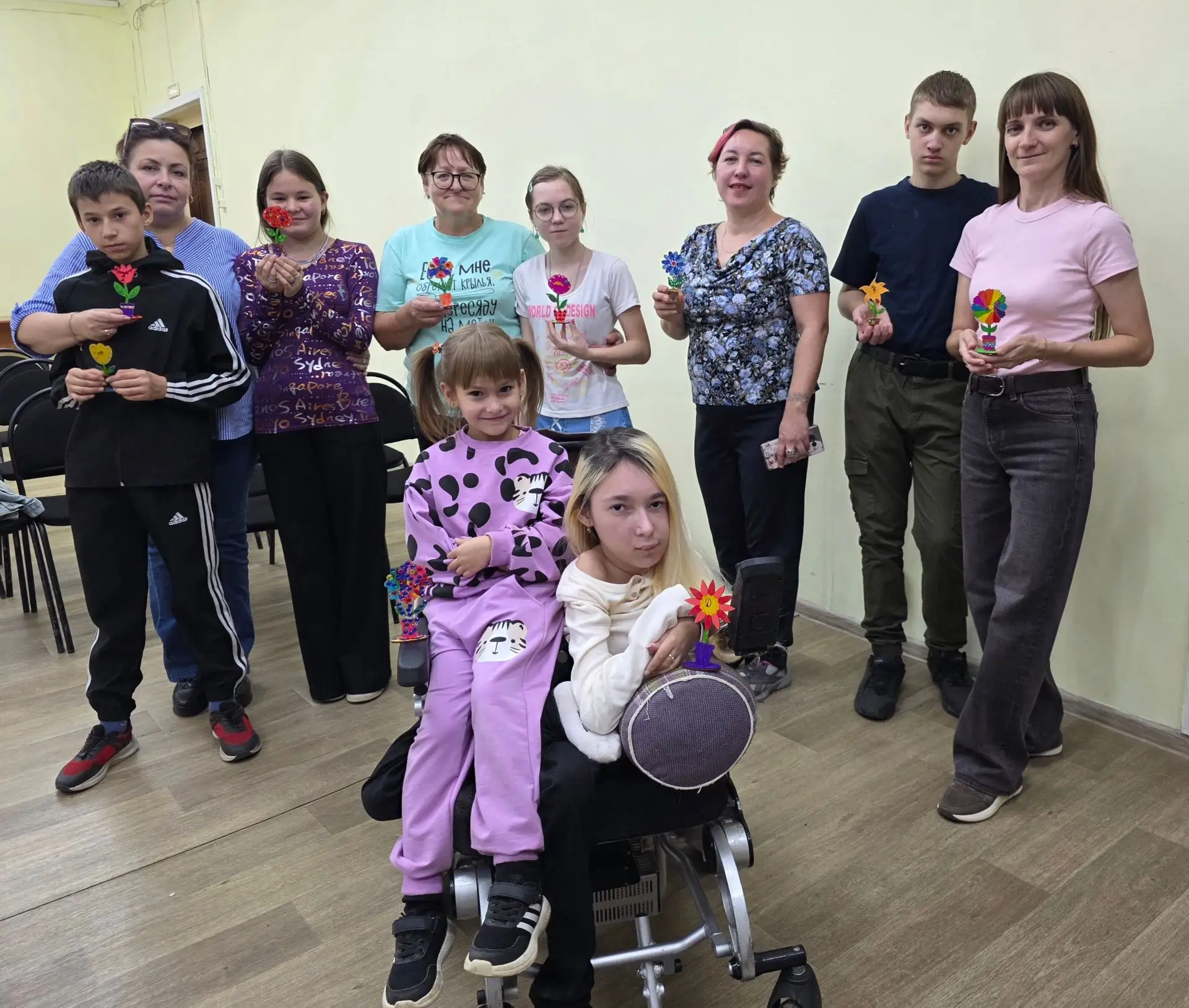 🪻 Ко Дню пожилого человека в семейном клубе «Доверие» прошла творческая мастерская «Те...