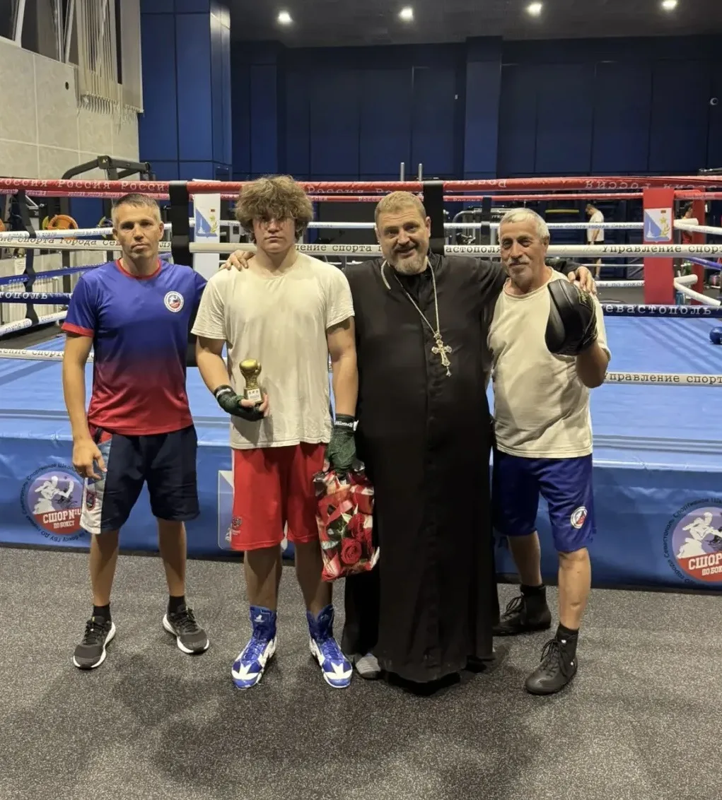 🥊 Настоятель храма святого праведного воина Феодора Ушакова протоиерей Александр Бай п...