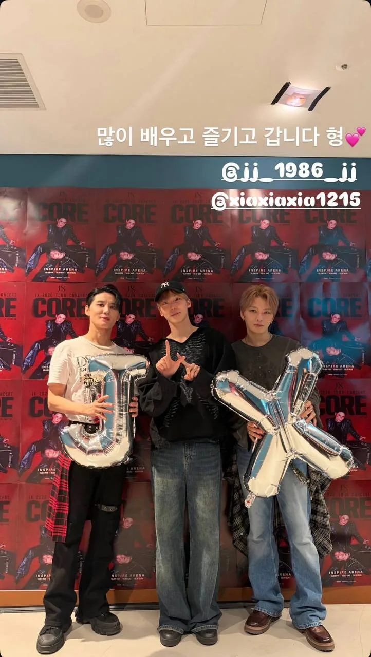 [ 📸 ] Обновление сторис Юнхо