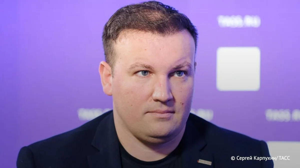 Что известно о задержании в Черногории руководителя Telegram-канала "Рыбарь" Михаила Зв...