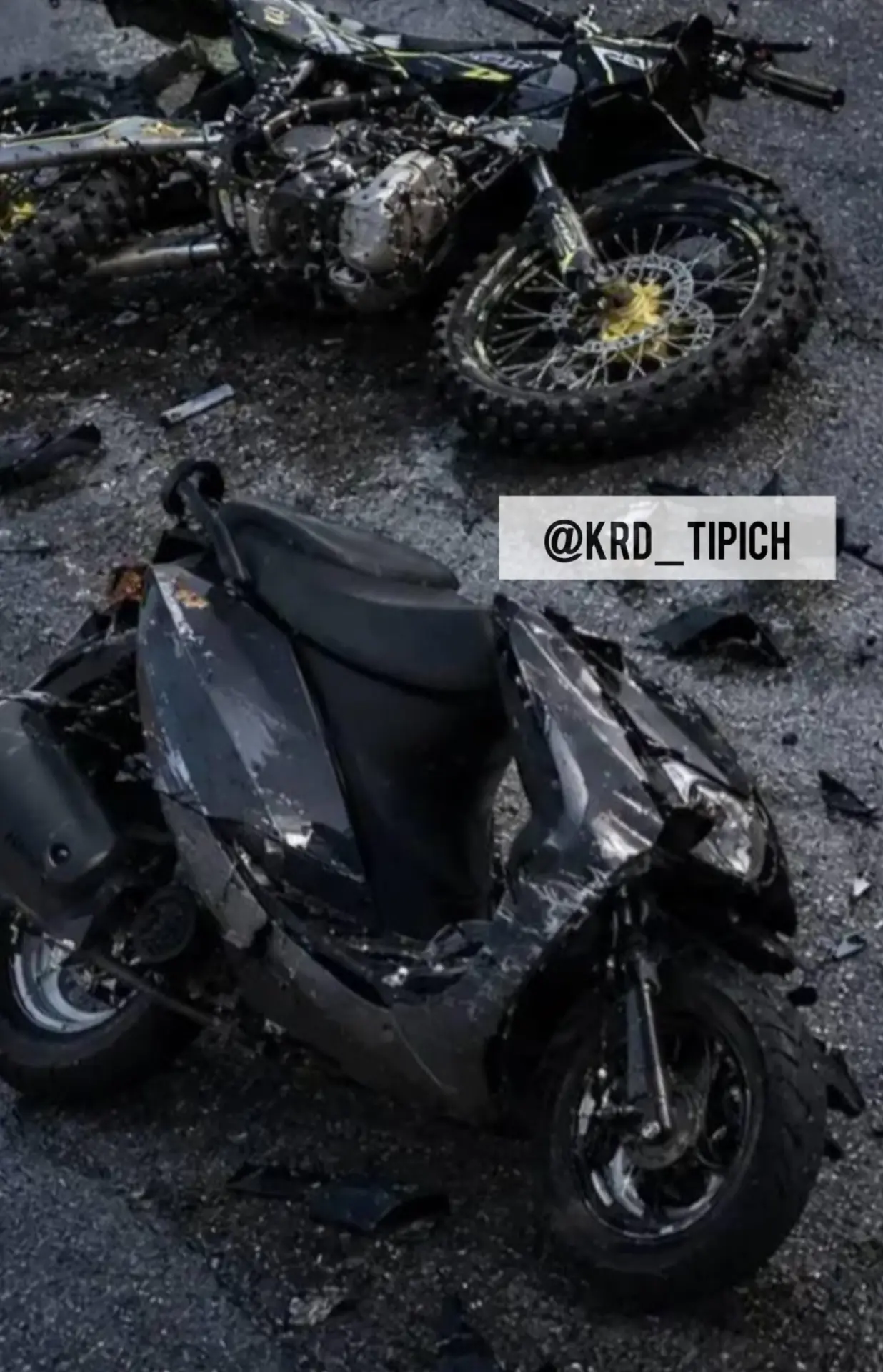 В Краснодаре 15-летний мотоциклист врезался в мопед 12-летнего водителя!