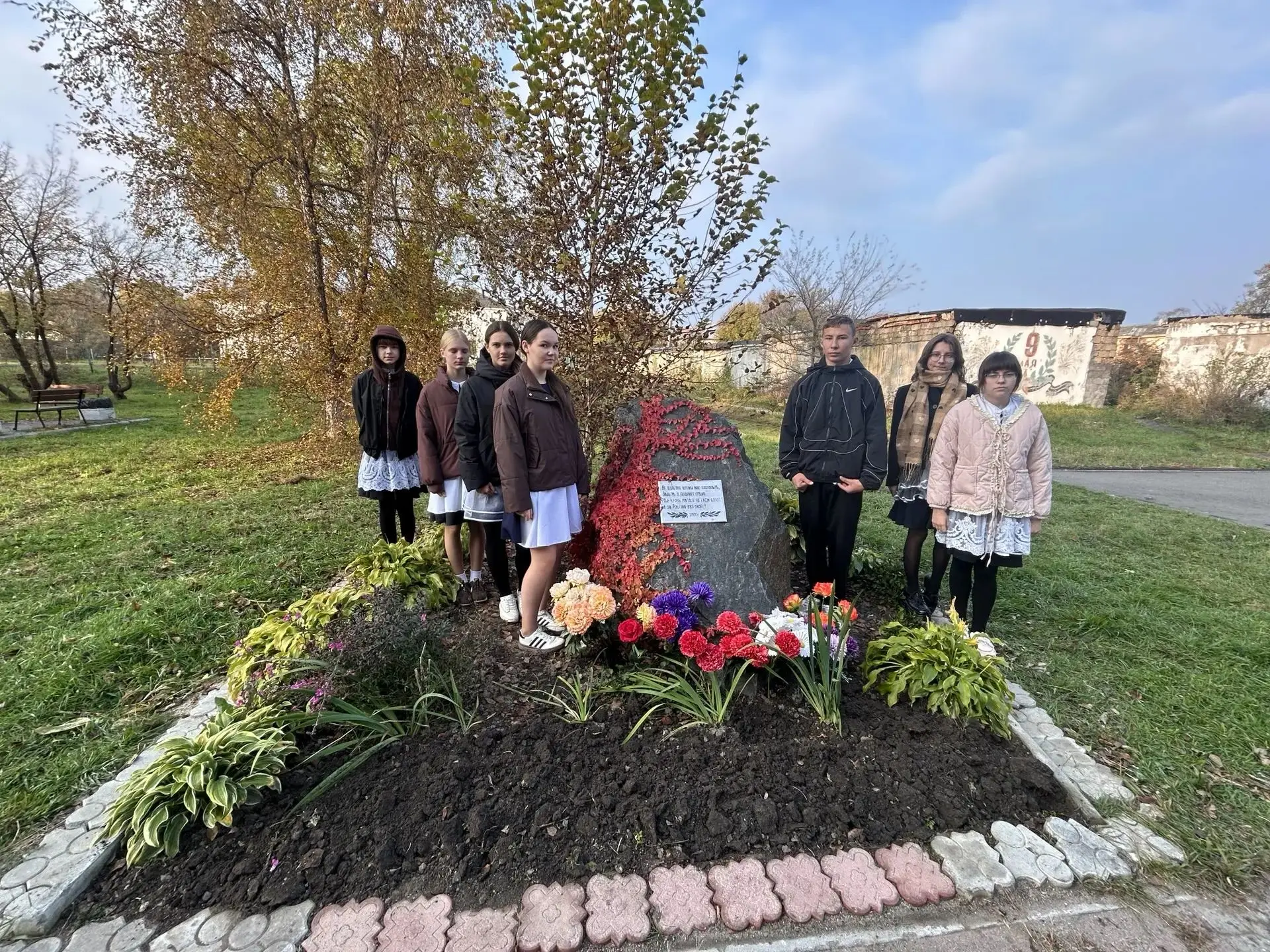 Аллея Славы: связь времен в сердцах 8Б 🕯️