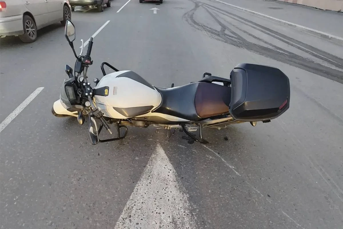 🚧 На Пролетарской водитель Honda сбил мотоциклиста