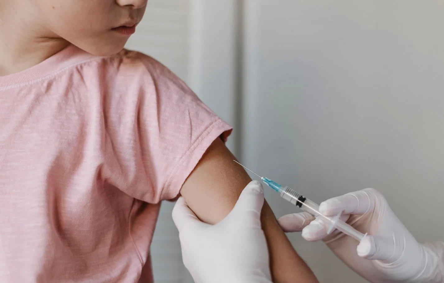 💉 Детям Ямала больше не нужна прививка от гепатита А для поездок