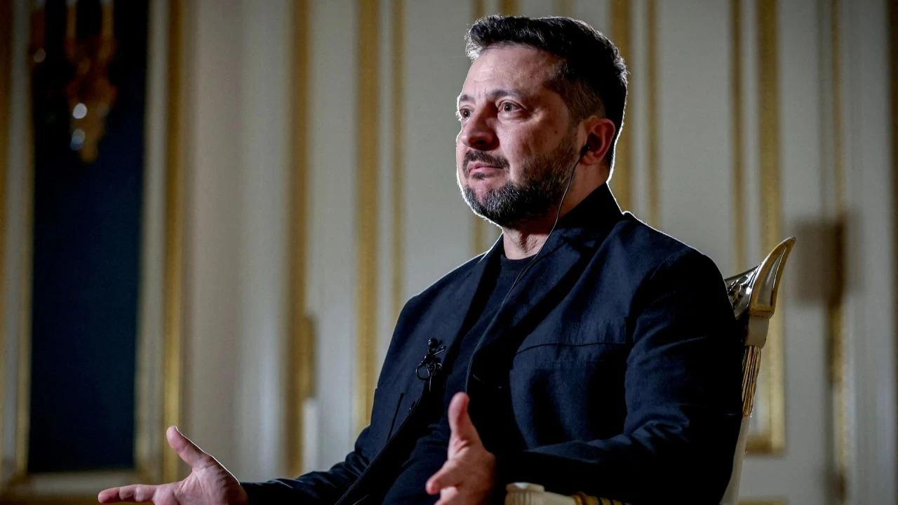 Зеленский обвинил Кличко в провале обороны украинской столицы от российских ударов, пиш...