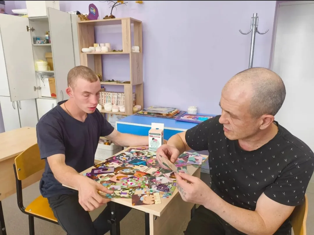 🎨 «Разговоры о важном»: как метафорические карты сплотили нашу команду