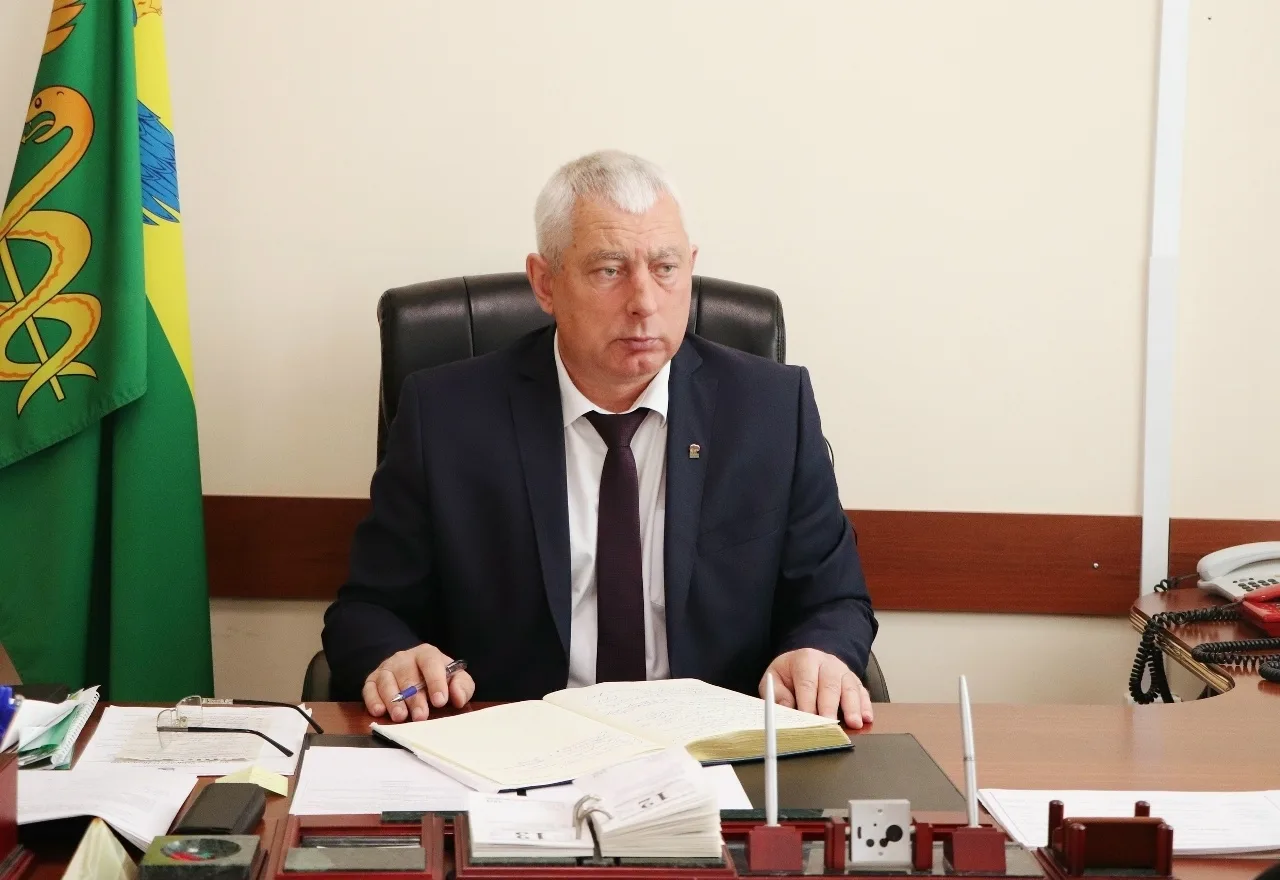 Сегодня провел очередную еженедельную встречу с социальным координатором районного фили...