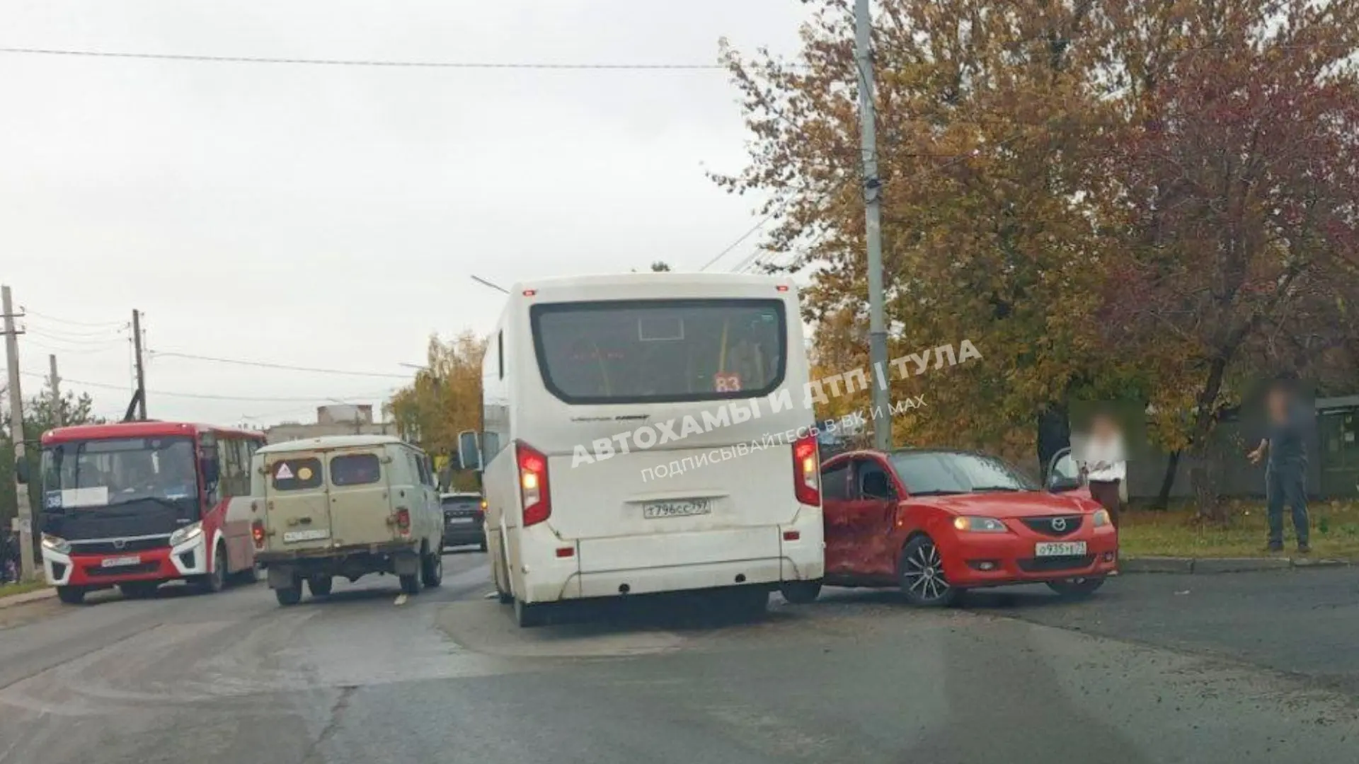 🚨🚔ДТП с автобусом и леговушкой на перекрестке ул. Чмутова и ул. Верхняя Краснослободс...
