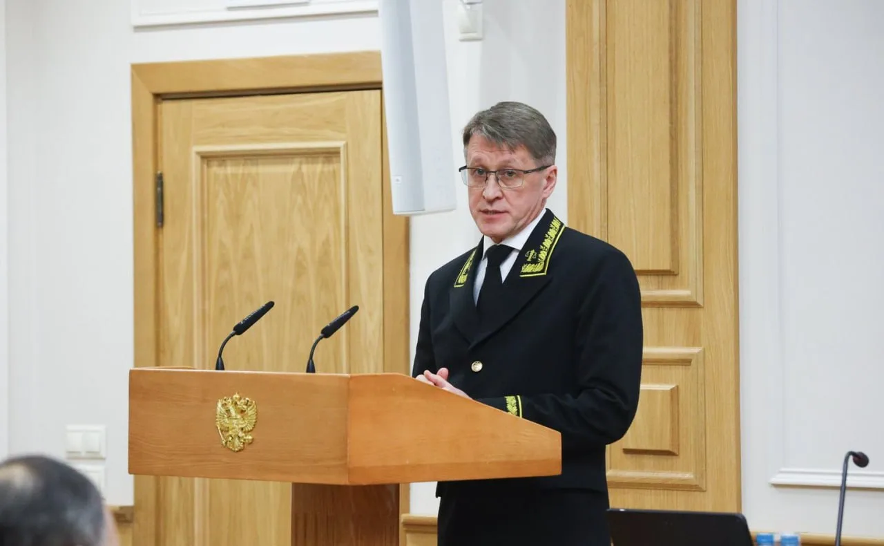 Уроженец Альметьевска Эдуард Каминский назначен сенаторами Совета Федерации судьей Верх...