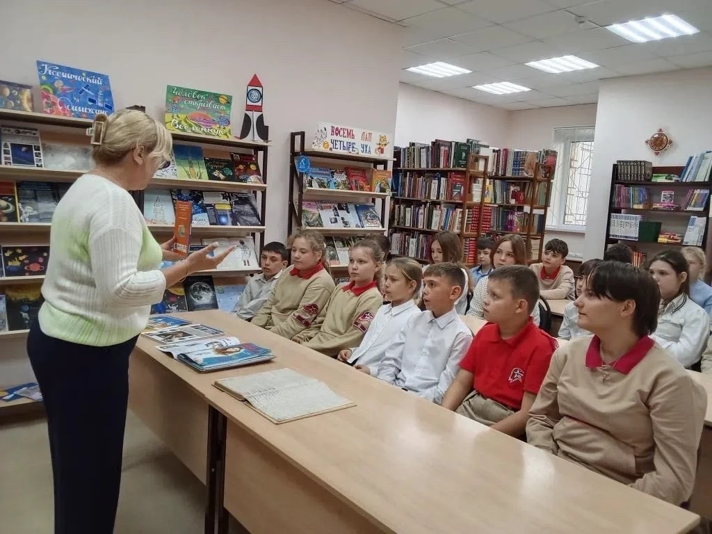 Беседа "У каждого дела запах особый" о разнообразном мире профессий и самых востребован...