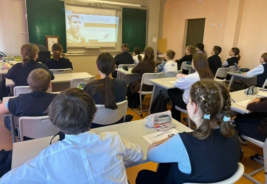 📸 Шестиклассники Киреевского ЦО № 2 написали «Есенинский диктант»​