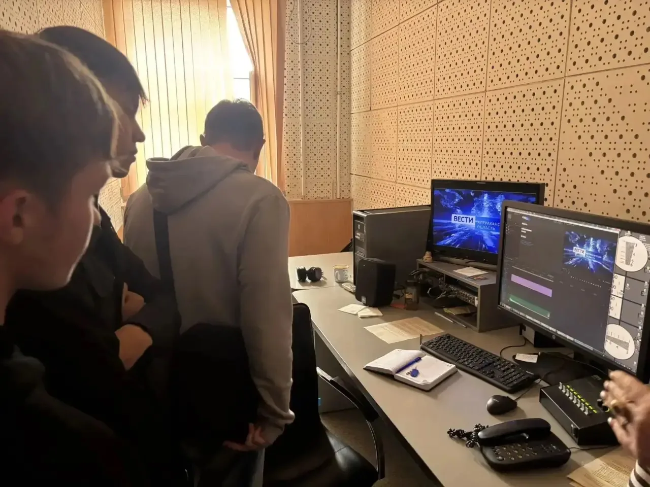 📺 Студенты АГКПТ познакомились с работой телекомпании «Лотос»